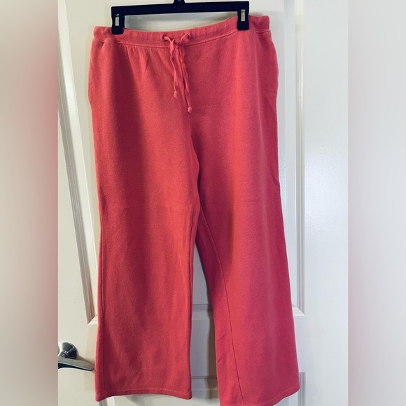 Jamaica Bay 2Pc. Jogger. Coral W/ Mint Green Trim Top XL. Bottom L. $R120. GUC - Picture 5 of 7